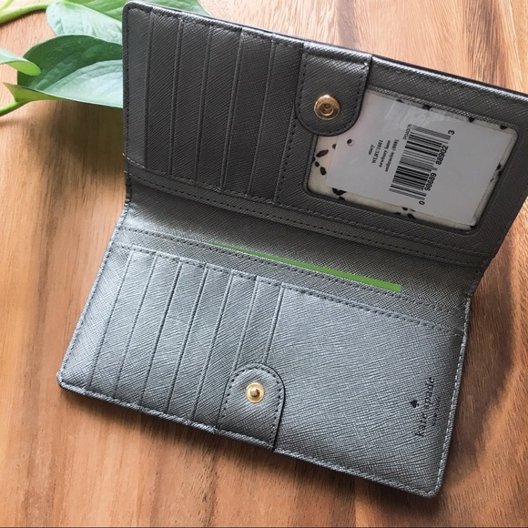New Kate Spade Wallet ♠️ - Picture 3 of 4